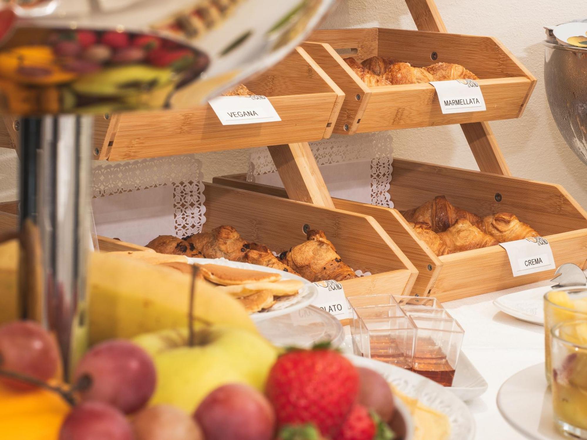 Hotel San Pietro Palace 피날레리구레 외부 사진