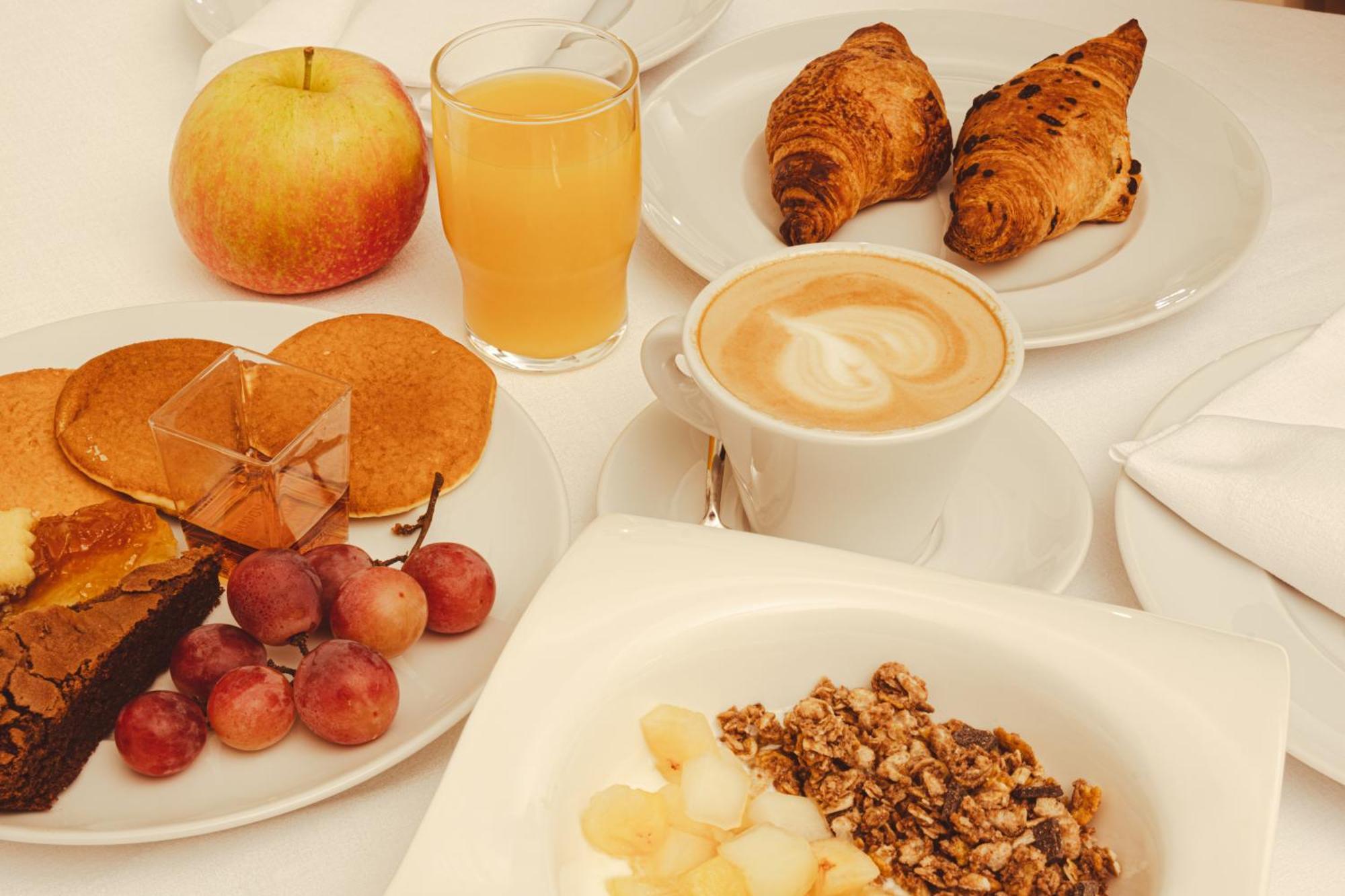 Hotel San Pietro Palace 피날레리구레 외부 사진
