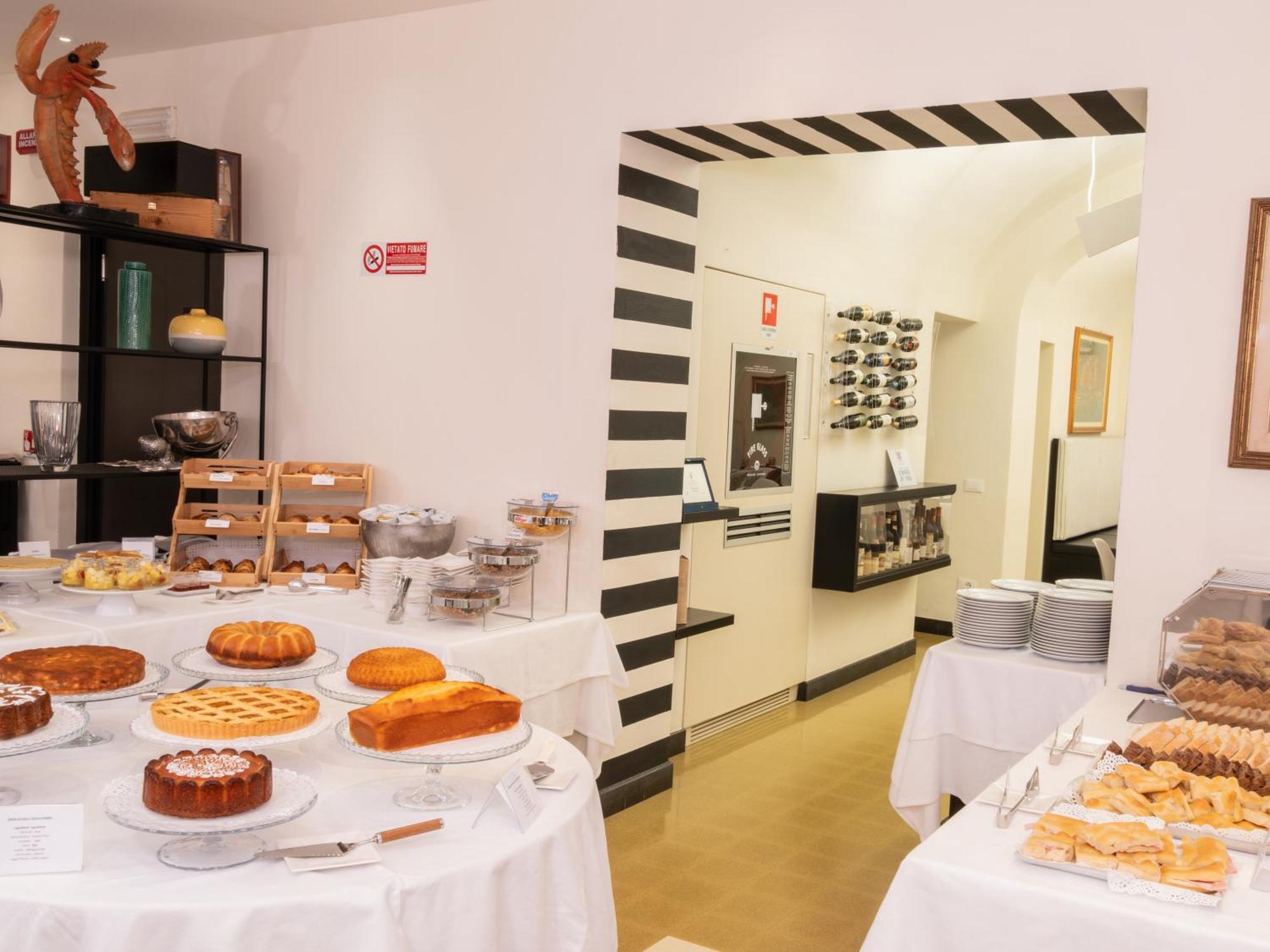 Hotel San Pietro Palace 피날레리구레 외부 사진