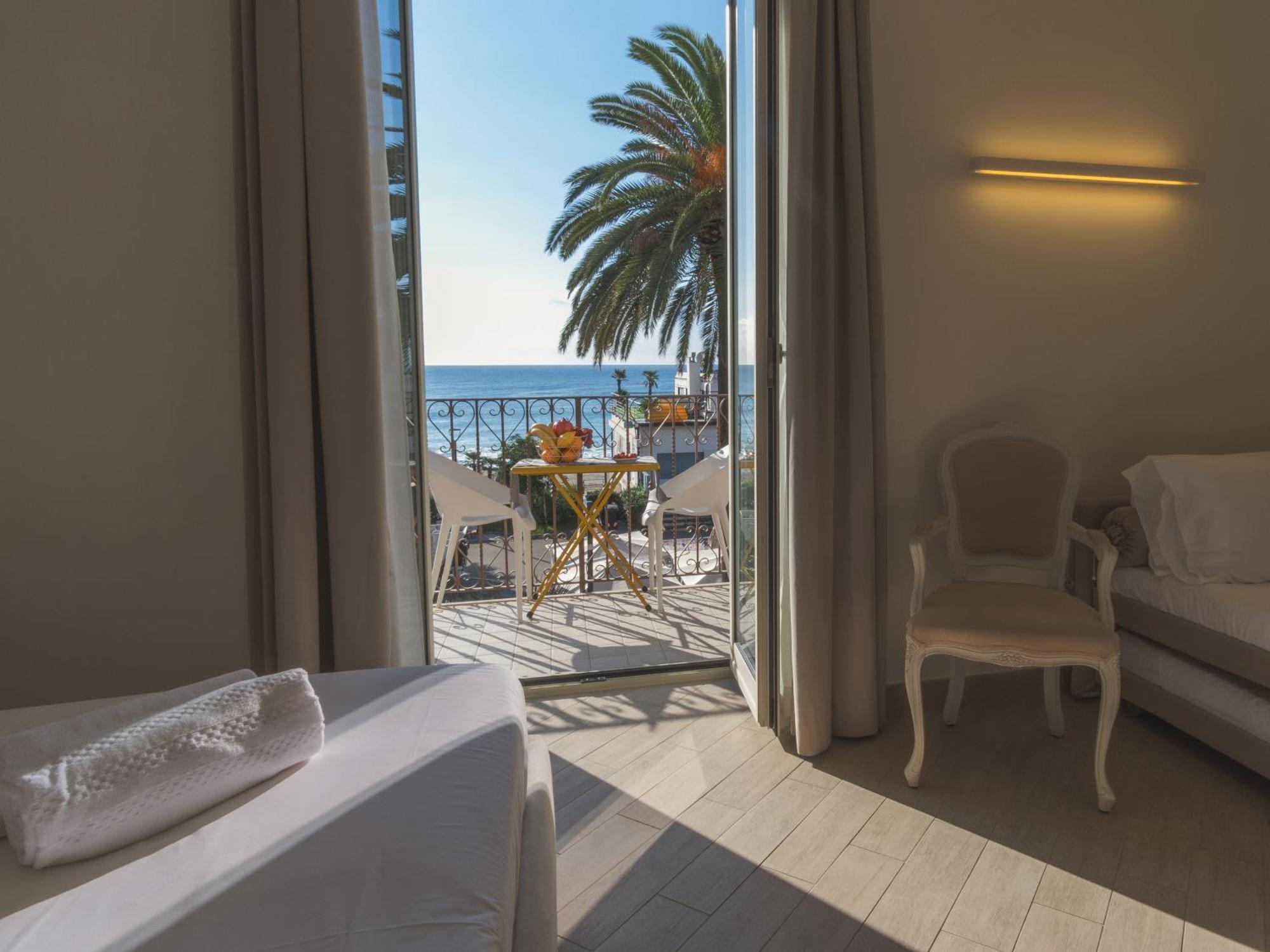 Hotel San Pietro Palace 피날레리구레 외부 사진