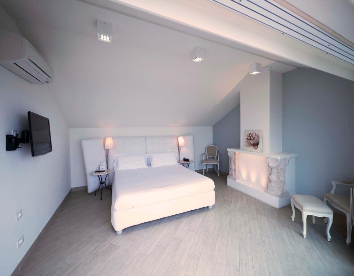 Hotel San Pietro Palace 피날레리구레 외부 사진